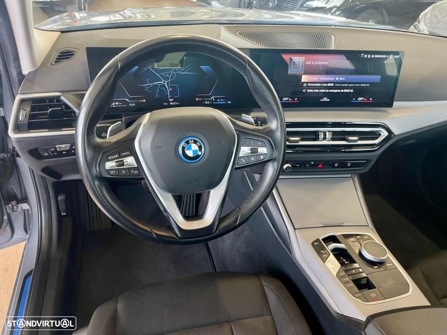 BMW 330 e Auto - 15