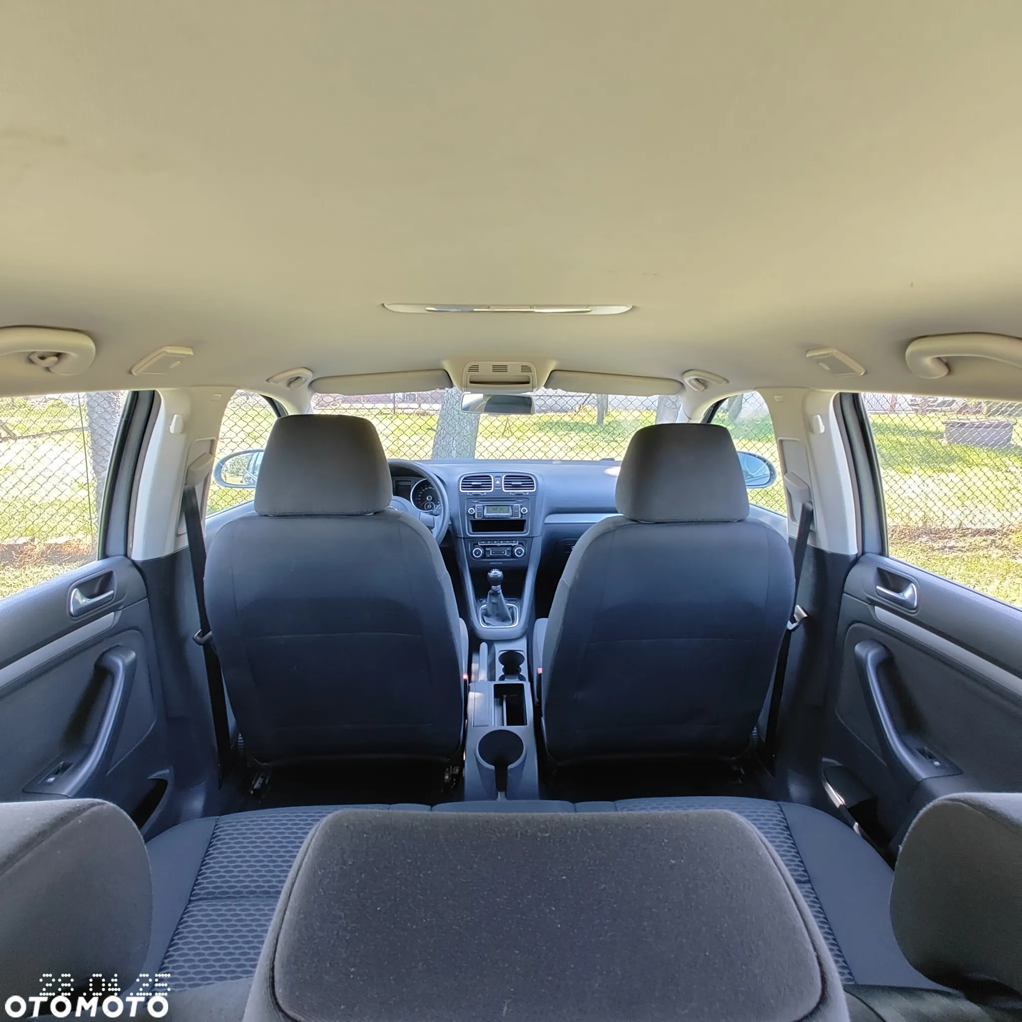 Volkswagen Golf 1.6 TDI DPF Trendline - 21