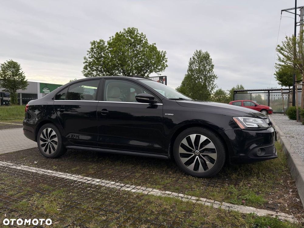 Volkswagen Jetta - 1