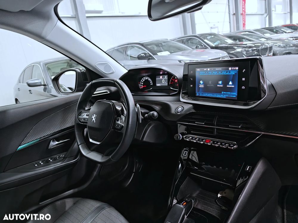 Peugeot 2008 PureTech 130 Stop&Start EAT6 Allure - 7