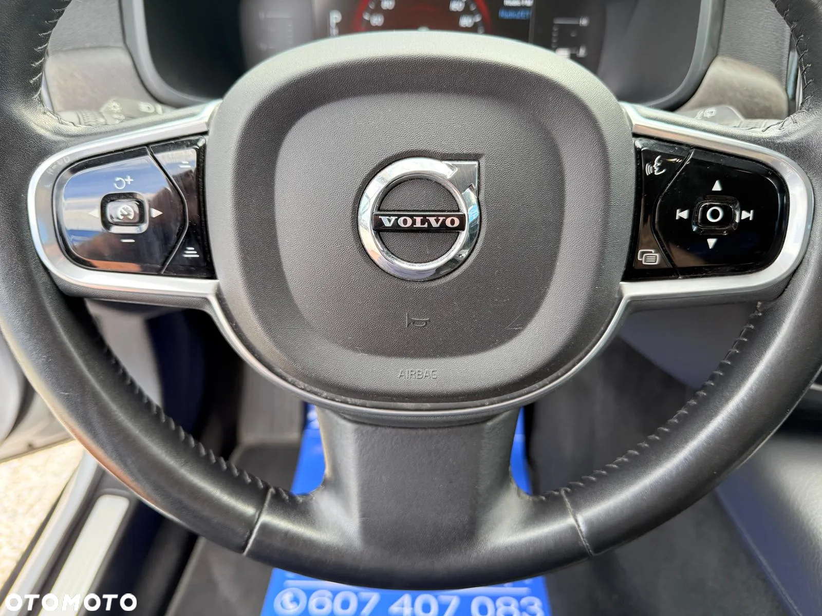 Volvo V90 Cross Country D4 AWD - 21