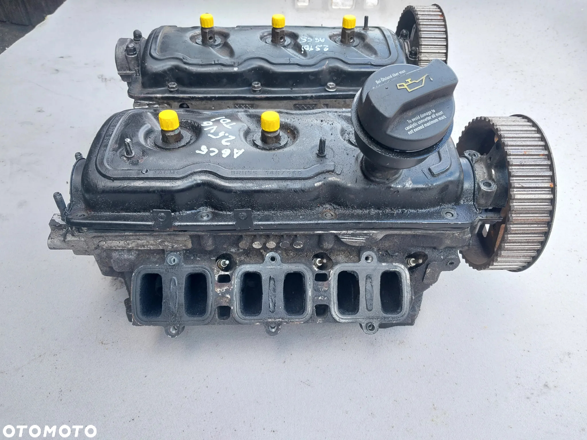 Głowica KOMPLETNA głowice silnika cylindrów 2.5 TDI 2,5 V6 AFB AKN BDG BDH BAU 150KM 163 KM 180 KM Volkswagen Passat Audi A4 A6 wtryski pokrywa wałki koło - 6
