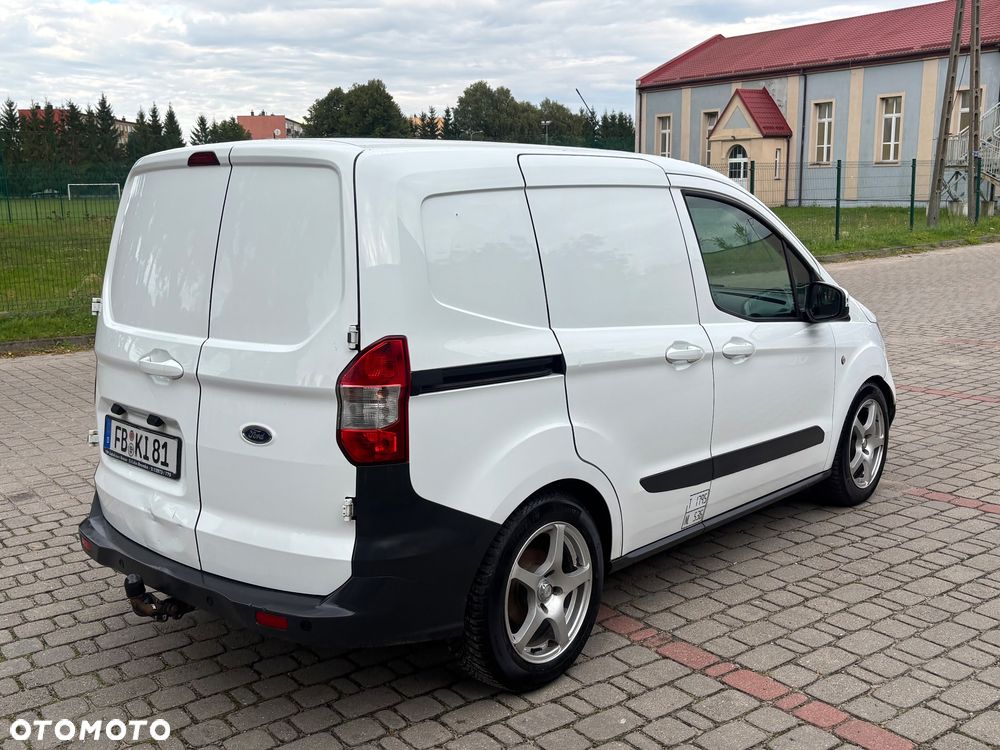 Ford Transit Courier Basis - 4