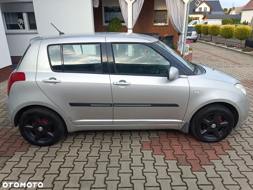 Suzuki Swift 1.3 GS / Premium 4WD - 6