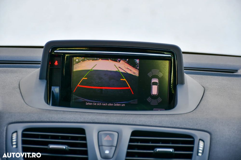 Renault Megane ENERGY dCi 130 BOSE EDITION - 9