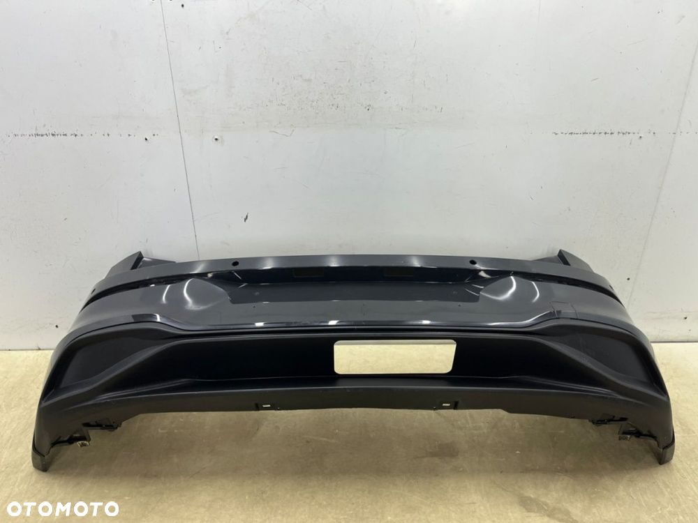 Zderzak tylny VW Golf 8 VIII 19r.- tył HB Hatchback 4XPDC 5H6807421C - 5