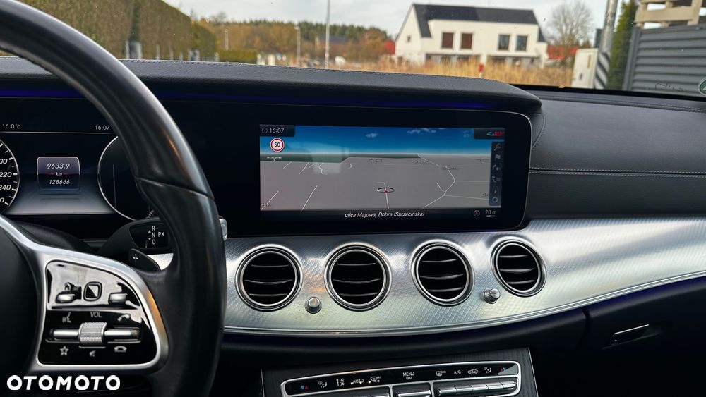 Mercedes-Benz Klasa E - 29