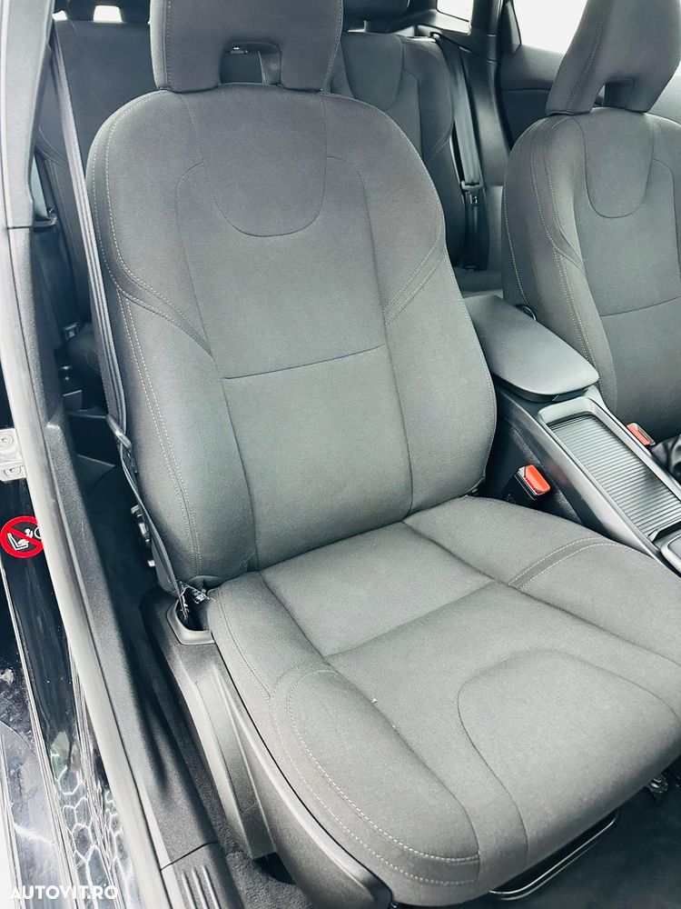 Volvo V40 D2 Kinetic - 19