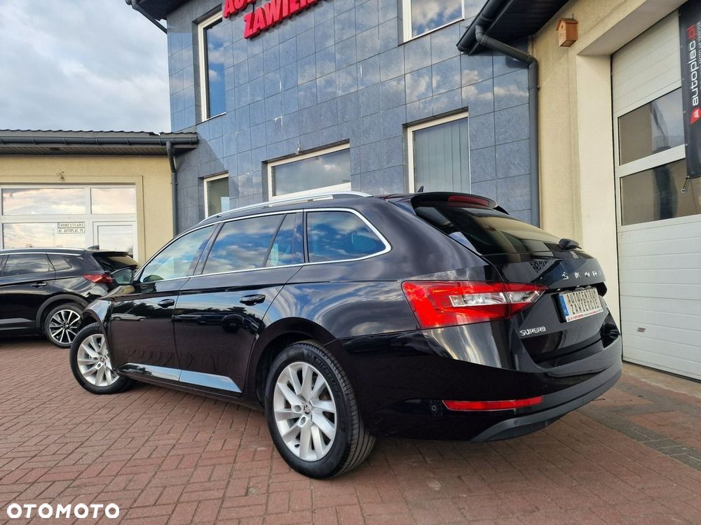 Skoda Superb 1.4 TSI Plug-In Hybrid Style DSG - 8