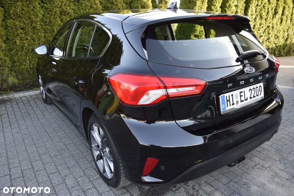 Ford Focus 1.0 EcoBoost Start-Stopp-System TITANIUM DESIGN - 17