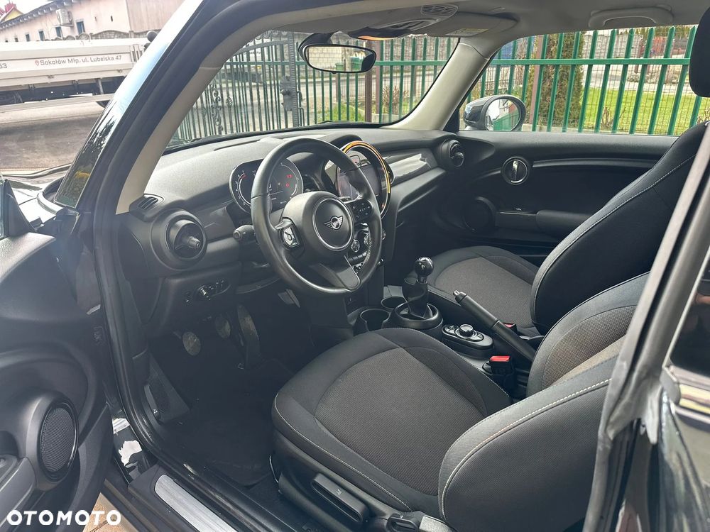 MINI ONE Classic Trim - 10