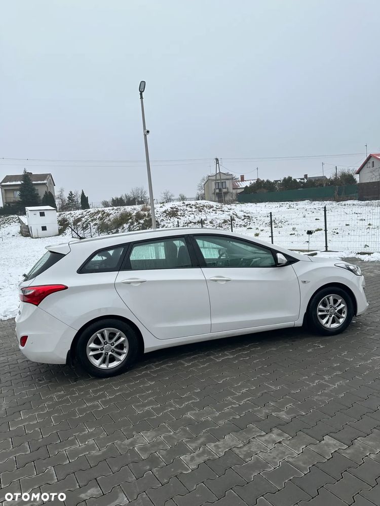 Hyundai i30 1.6 CRDi Classic + - 3