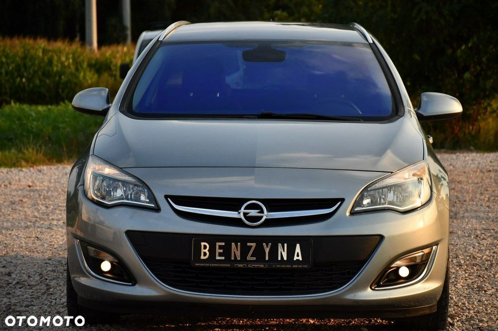 Opel Astra 1.4 Turbo Sports Tourer - 26