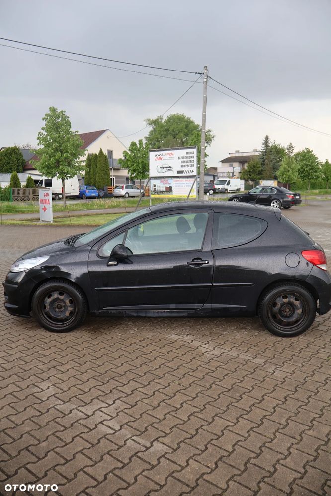 Peugeot 207 - 7