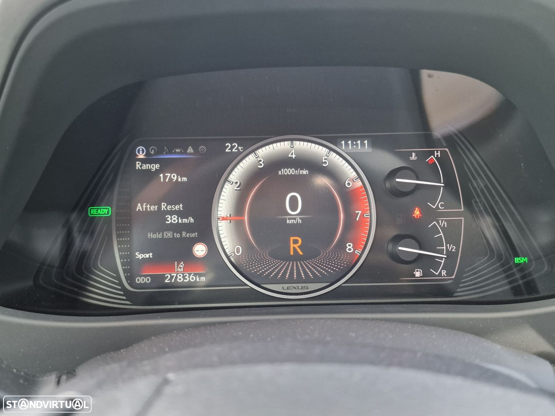 Lexus UX 250h Sport (Ecrã 12.3) - 22