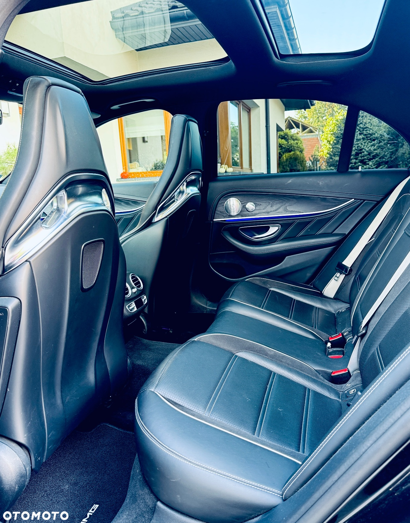 Mercedes-Benz Klasa E AMG 63 S 4-Matic+ - 24