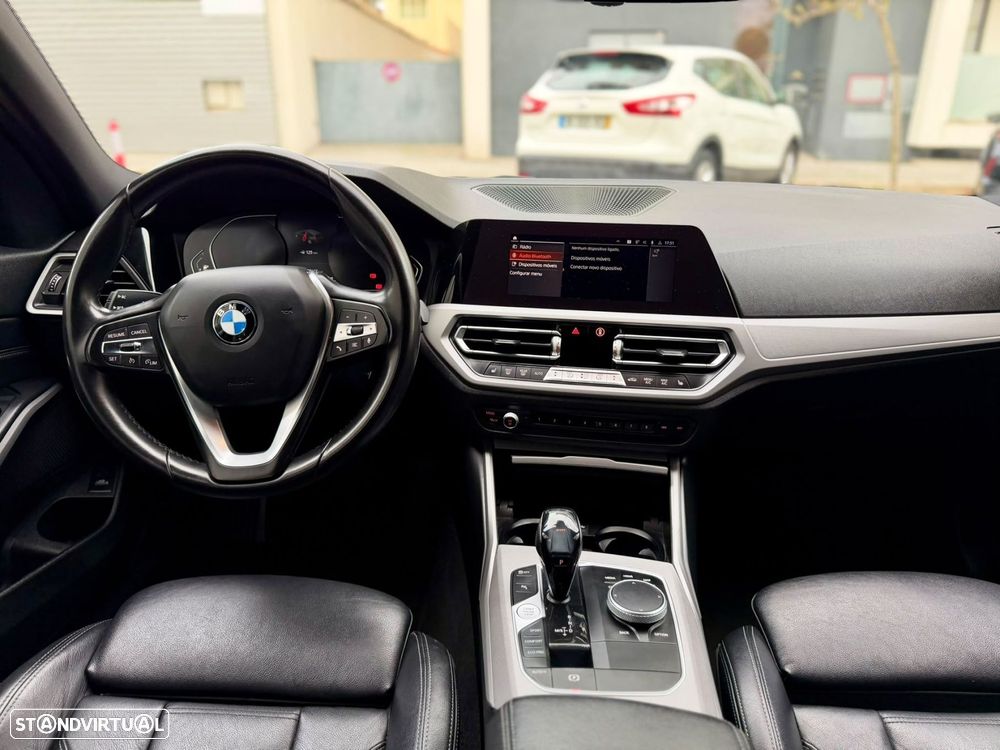 BMW 320 d Auto - 15