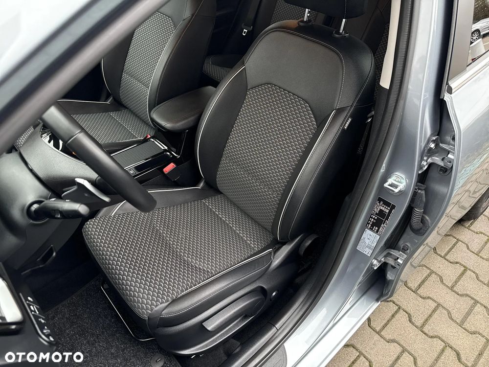 Kia Ceed 1.5 T-GDI Tribute DCT - 11