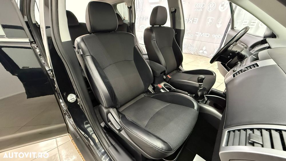 Mitsubishi Outlander 2.2 DI-D 4WD Instyle - 18