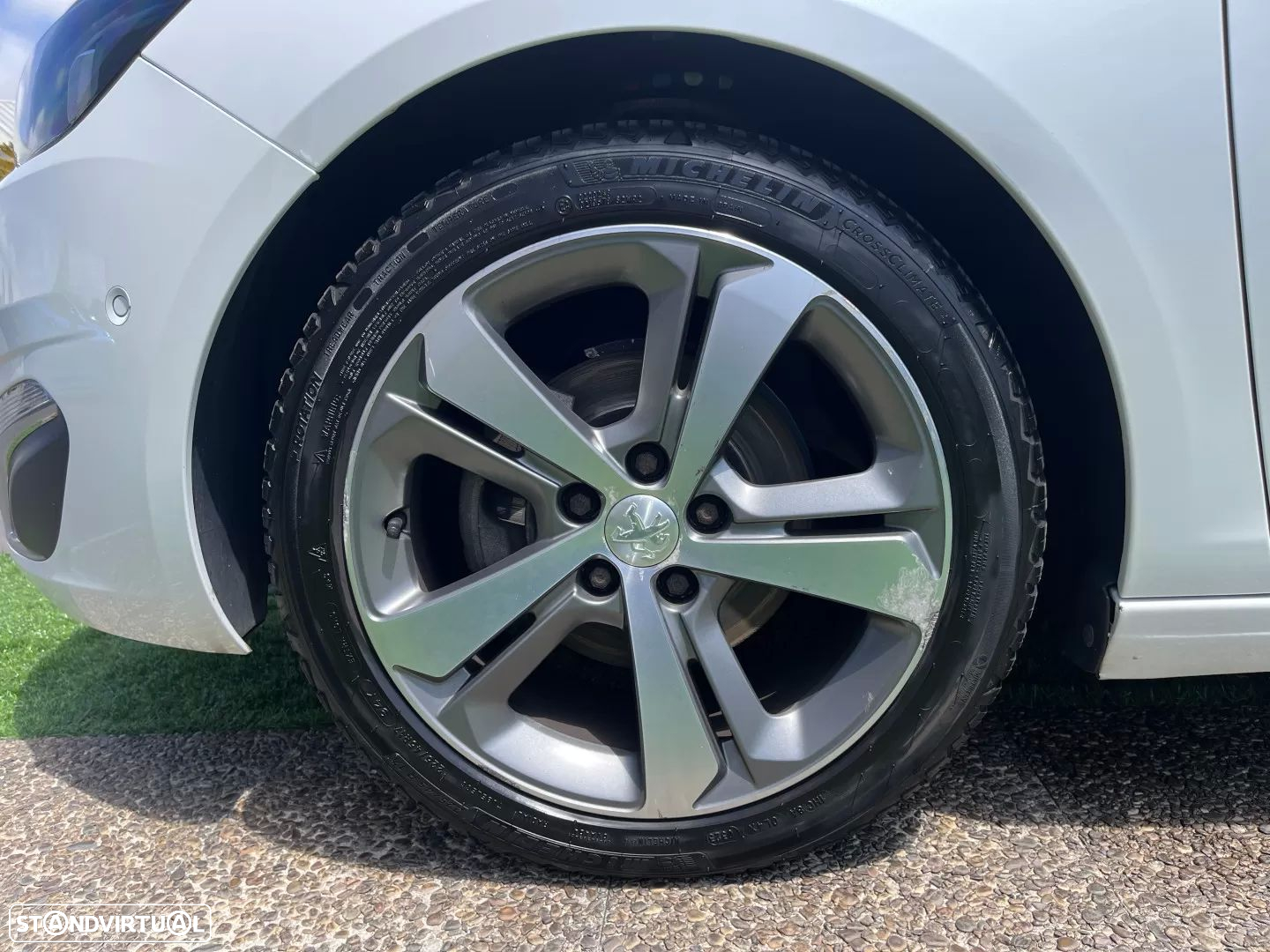 Peugeot 308 SW PureTech 110 Stop & Start Allure - 18