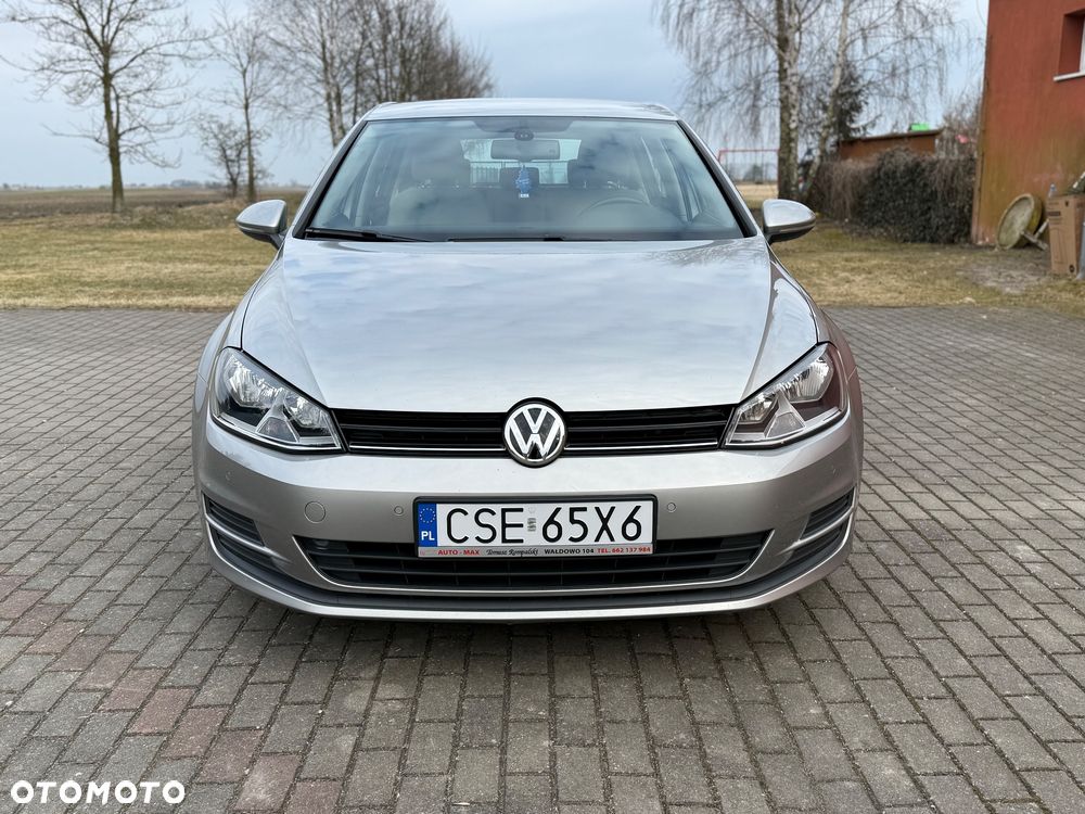 Volkswagen Golf - 2