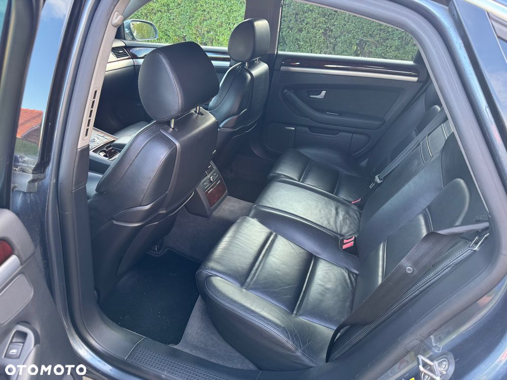 Audi A8 4.2 TDI Quattro - 11