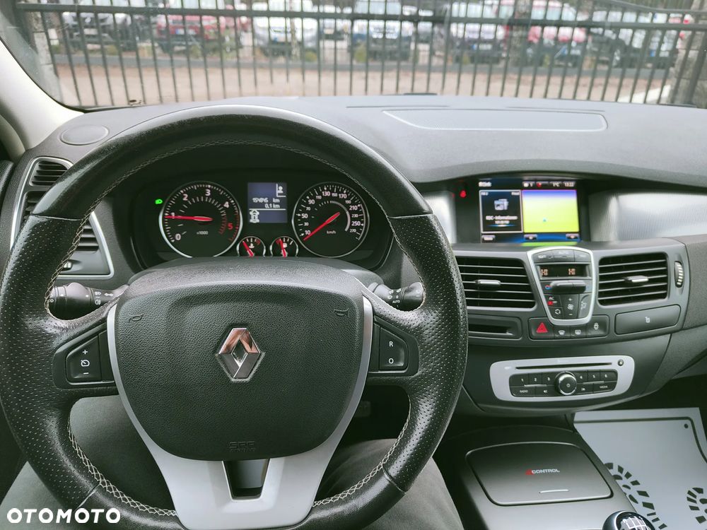 Renault Laguna dCi 150 FAP GT - 22