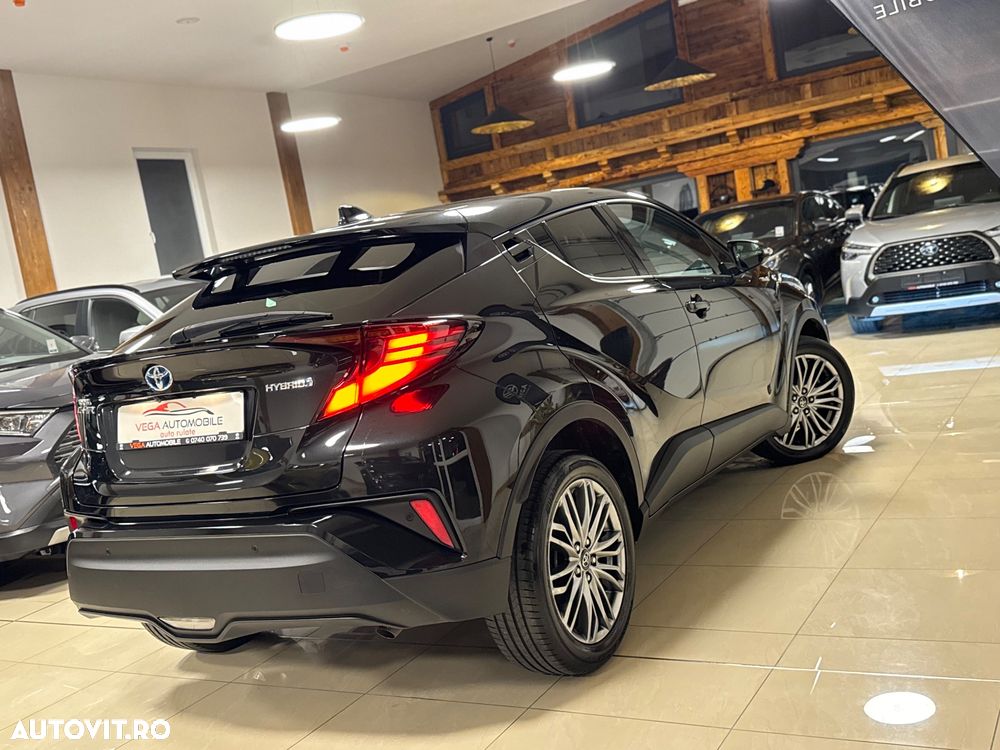 Toyota C-HR Lounge - 3