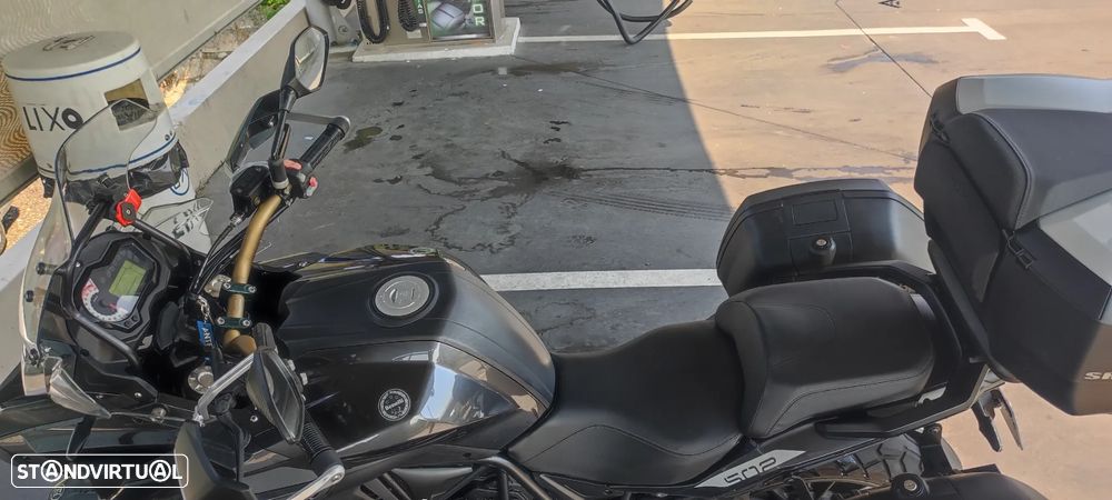 Benelli TRK 502 - 5