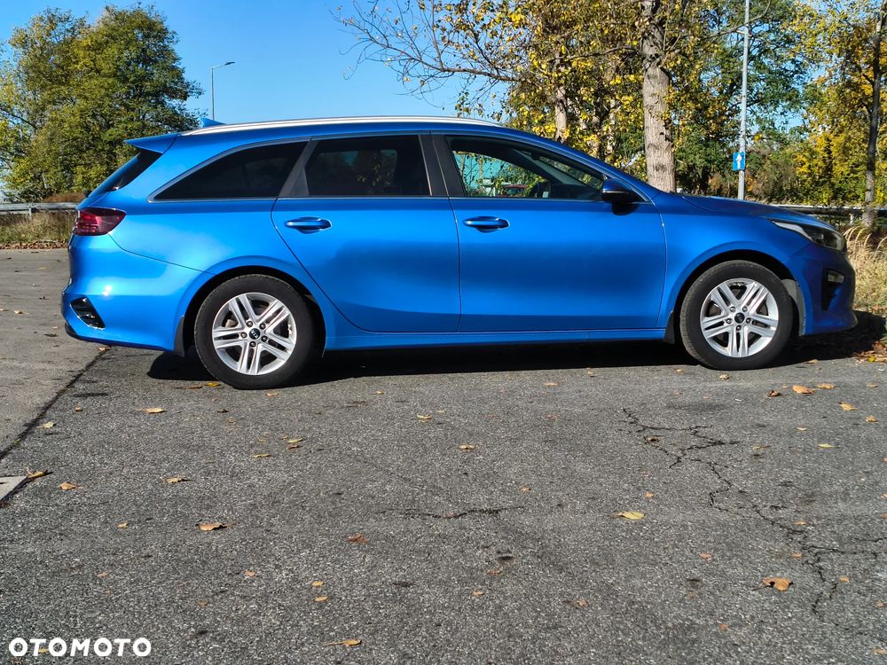 Kia Ceed - 8