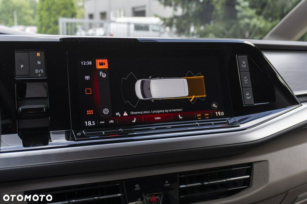 Volkswagen Multivan - 25