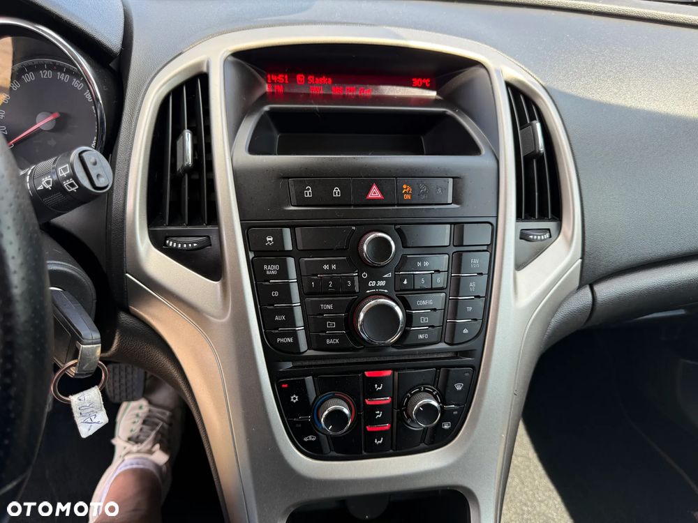 Opel Astra 1.6 Color Edition - 27