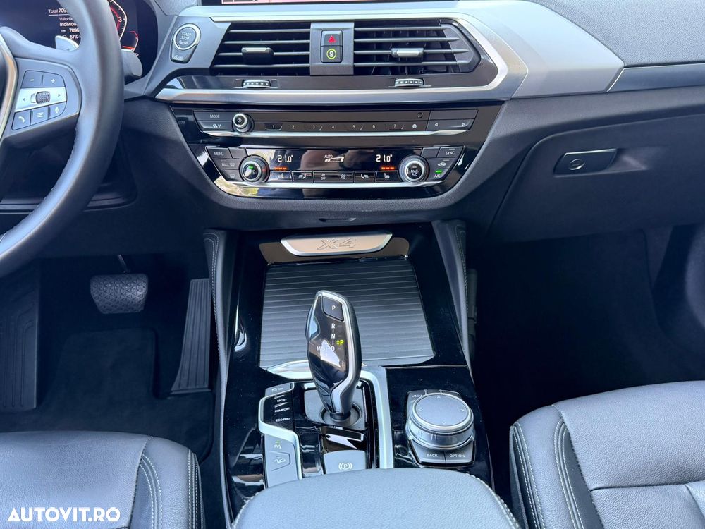 BMW X4 xDrive20i AT - 26