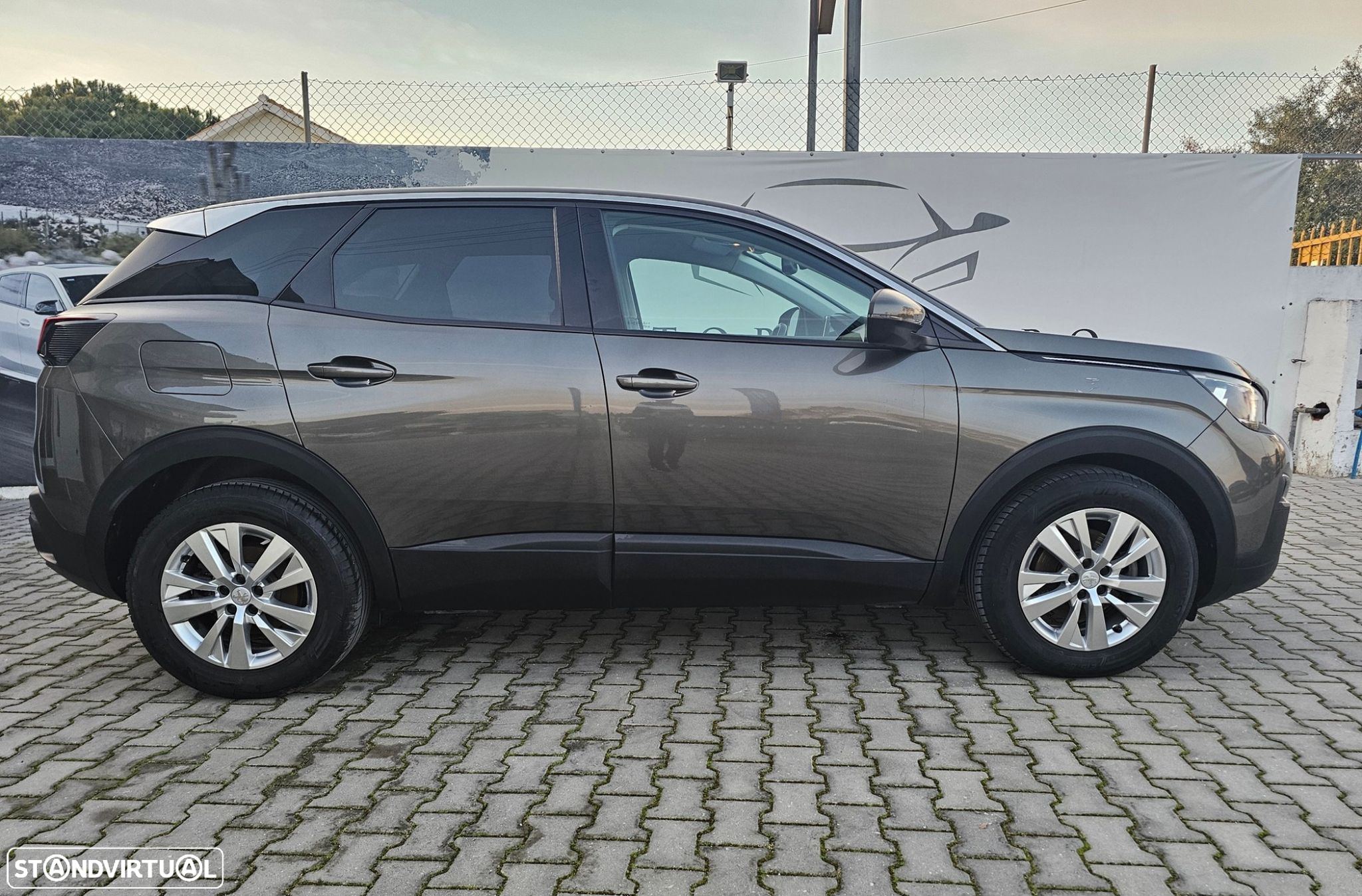 Peugeot 3008 1.5 BlueHDi Active Pack EAT8 - 7