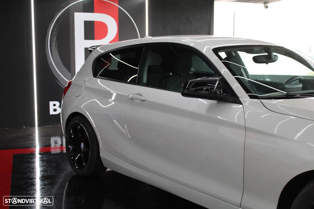 BMW 114 d Pack M - 11