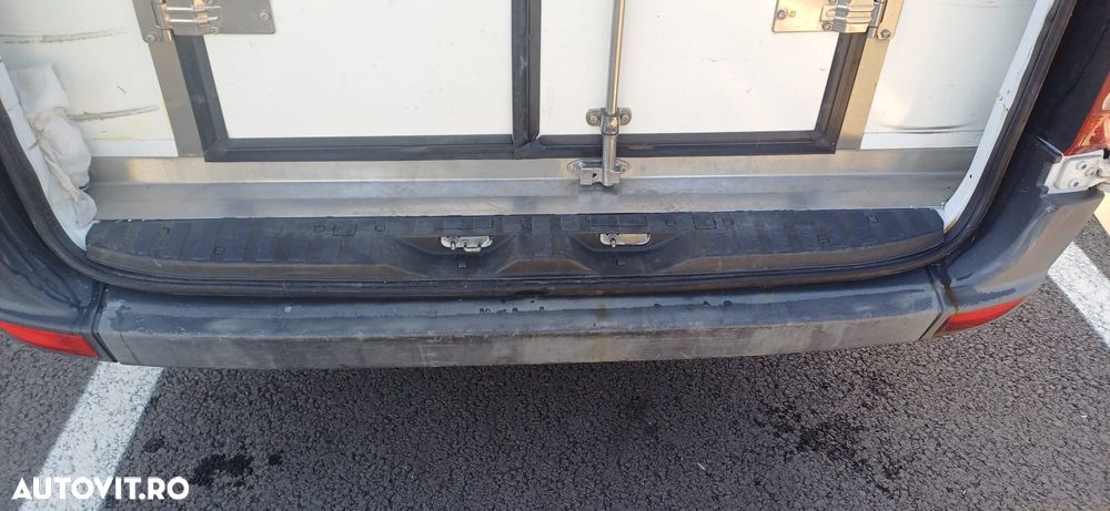 Mercedes-Benz Sprinter - 13