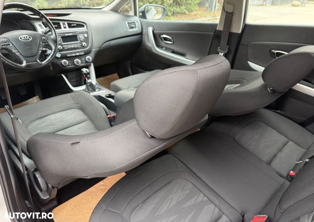 Kia Ceed 1.4 CRDi 90 Edition 7 - 35