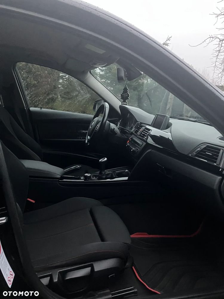 BMW Seria 3 316d Sport Line - 10