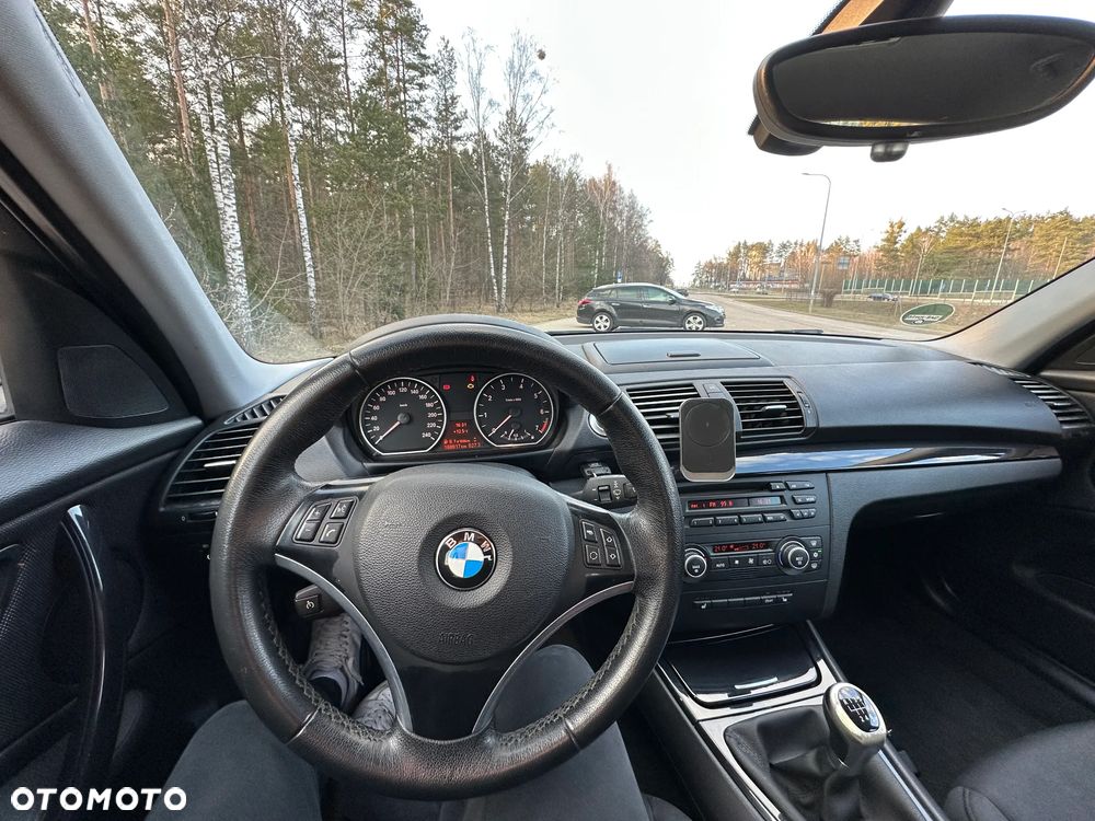 BMW Seria 1 118i - 5