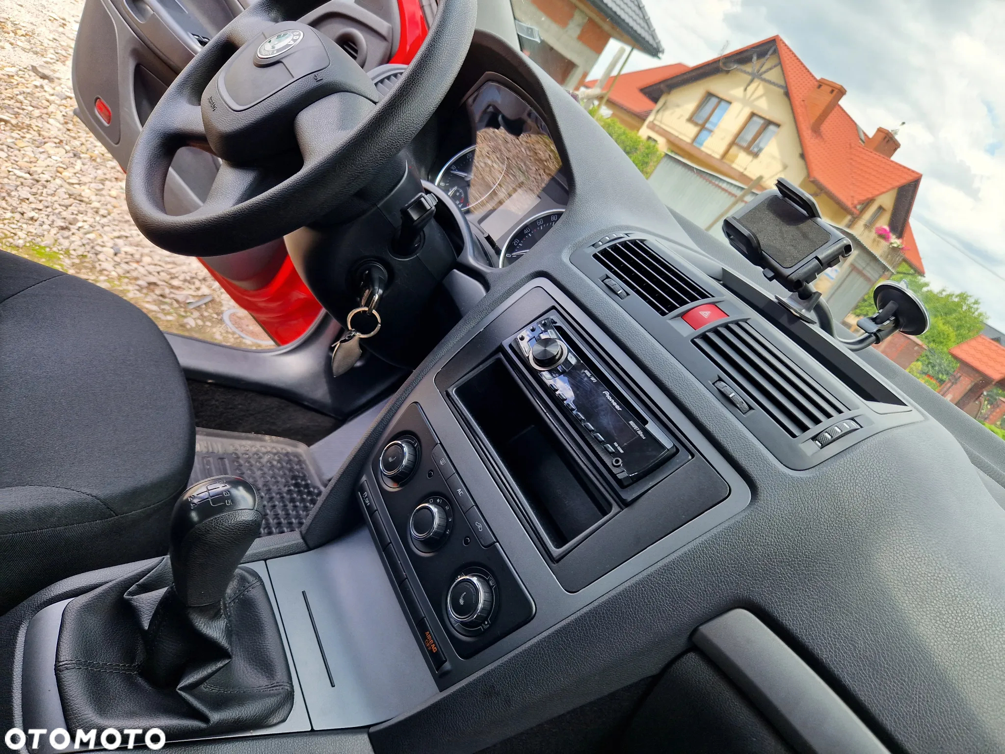 Skoda Octavia 1.6 Ambiente - 28