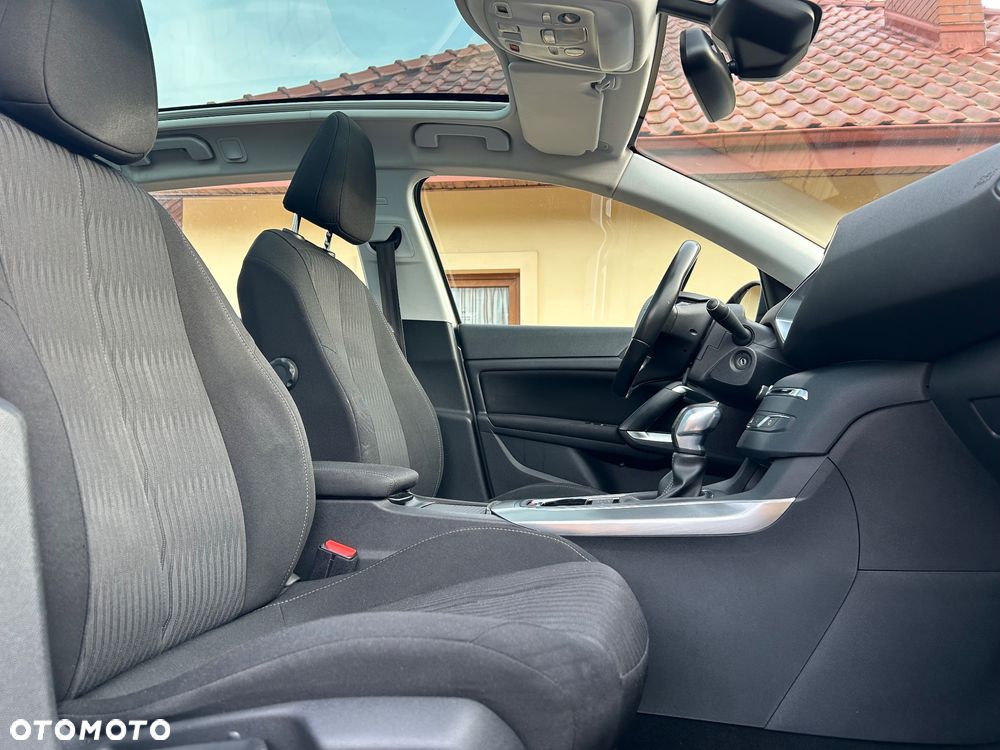 Peugeot 308 BlueHDi 150 Automatik Stop & Start Allure - 25
