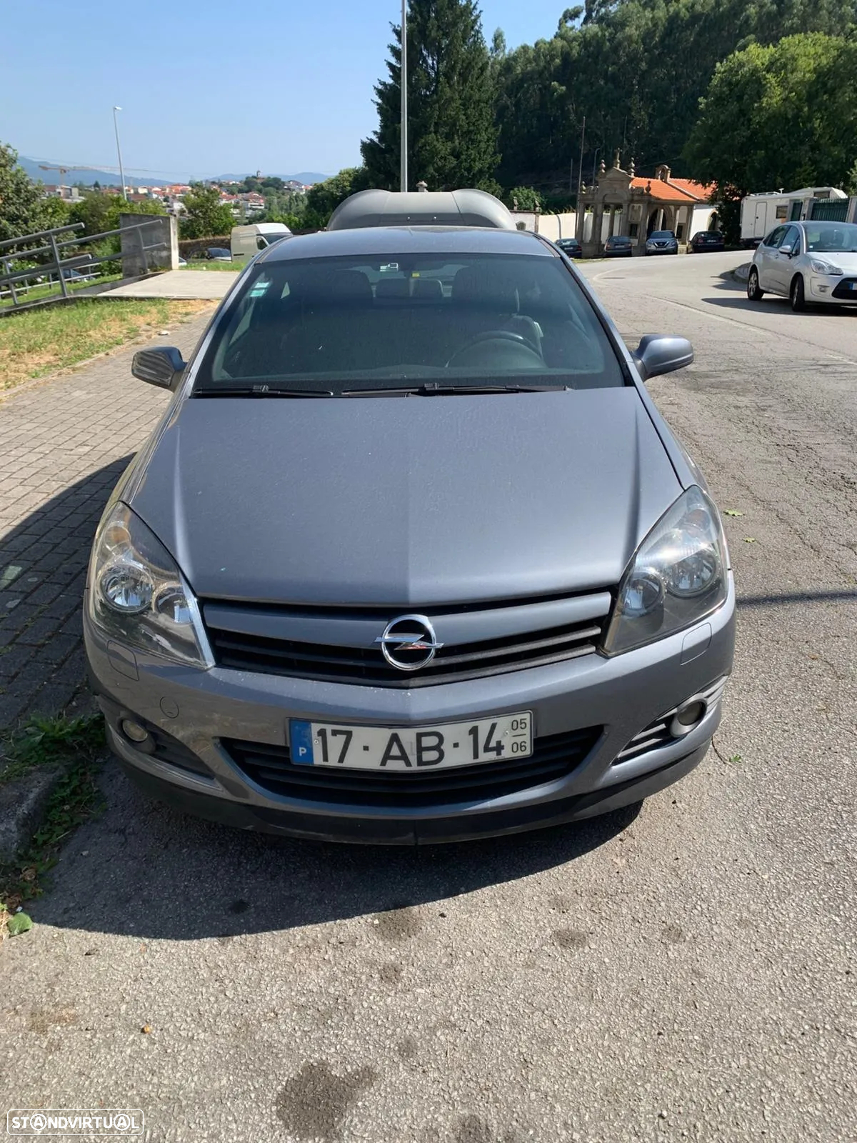 Opel Astra GTC 1.4 - 4