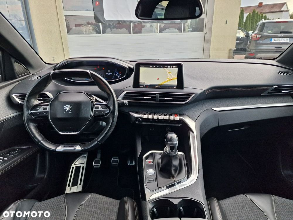 Peugeot 3008 - 17