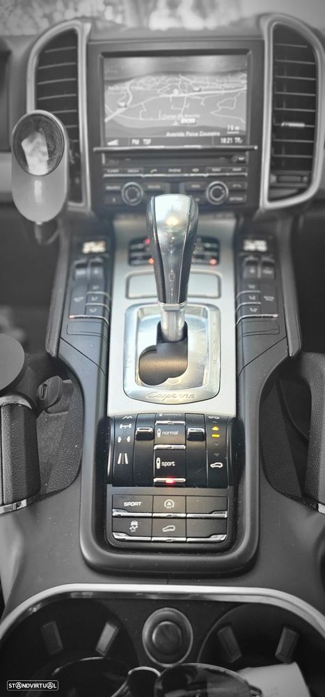 Porsche Cayenne Standard - 7