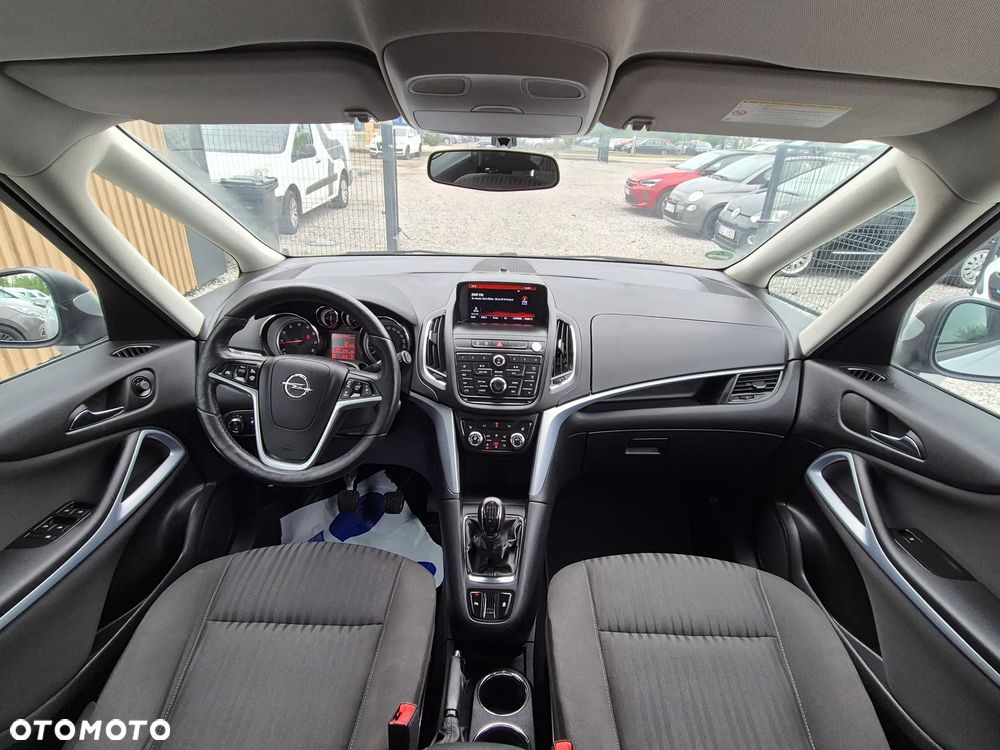 Opel Zafira Tourer 1.4 Turbo Business Innovation - 31
