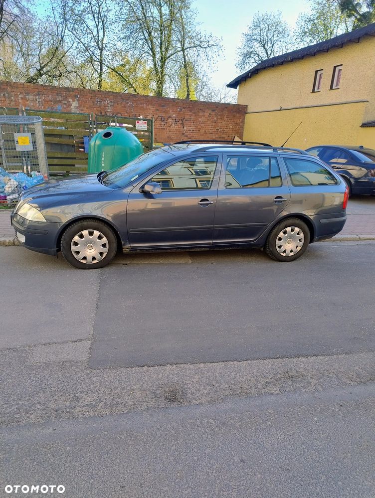 Skoda Octavia 2.0 TDI Ambiente - 3