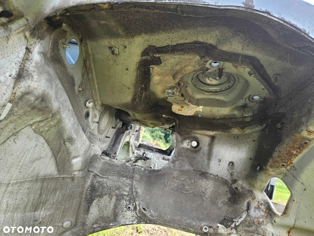 Błotnik Ćwiartka LY7W Poszycie Słupek Próg Podłużnica Dach Audi A6 C6 Sedan - 17