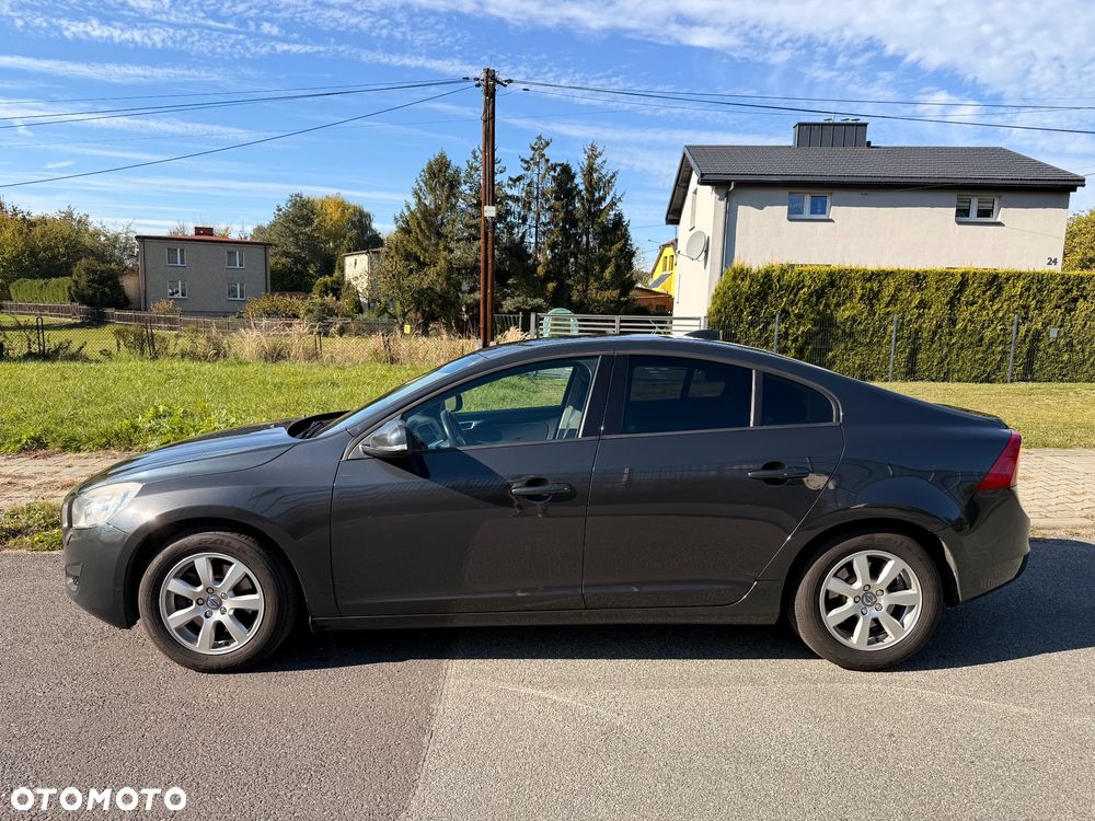Volvo S60 - 3