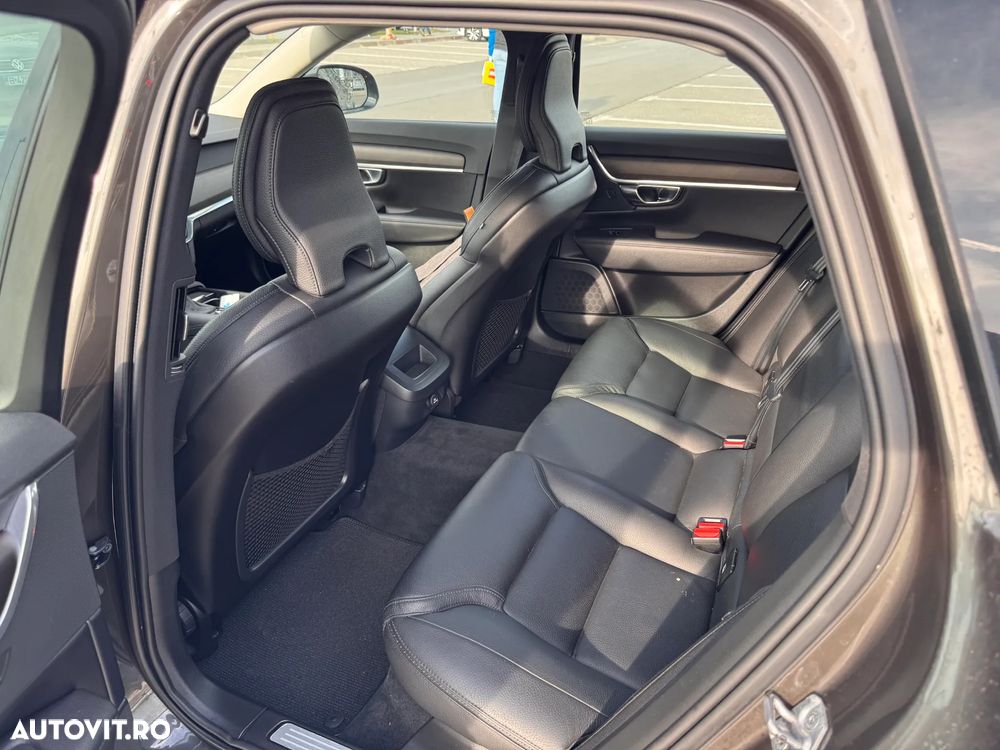 Volvo V90 Cross Country D5 AWD Geartronic - 6