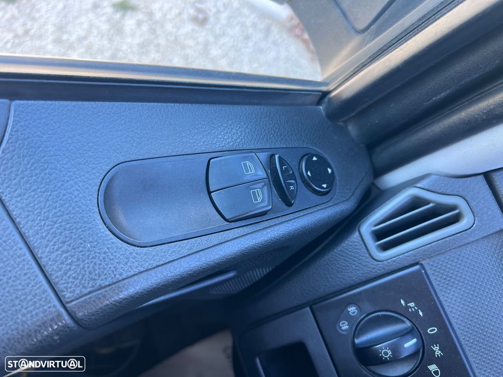 Mercedes-Benz Vito 113/AC - 16